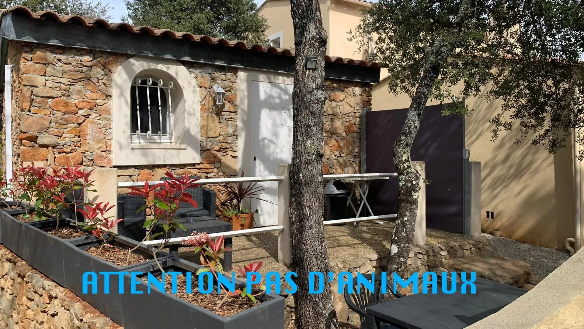 Les Gorges et Lacs du Verdon: Flexible Maison Accommodations Regusse Holiday home
